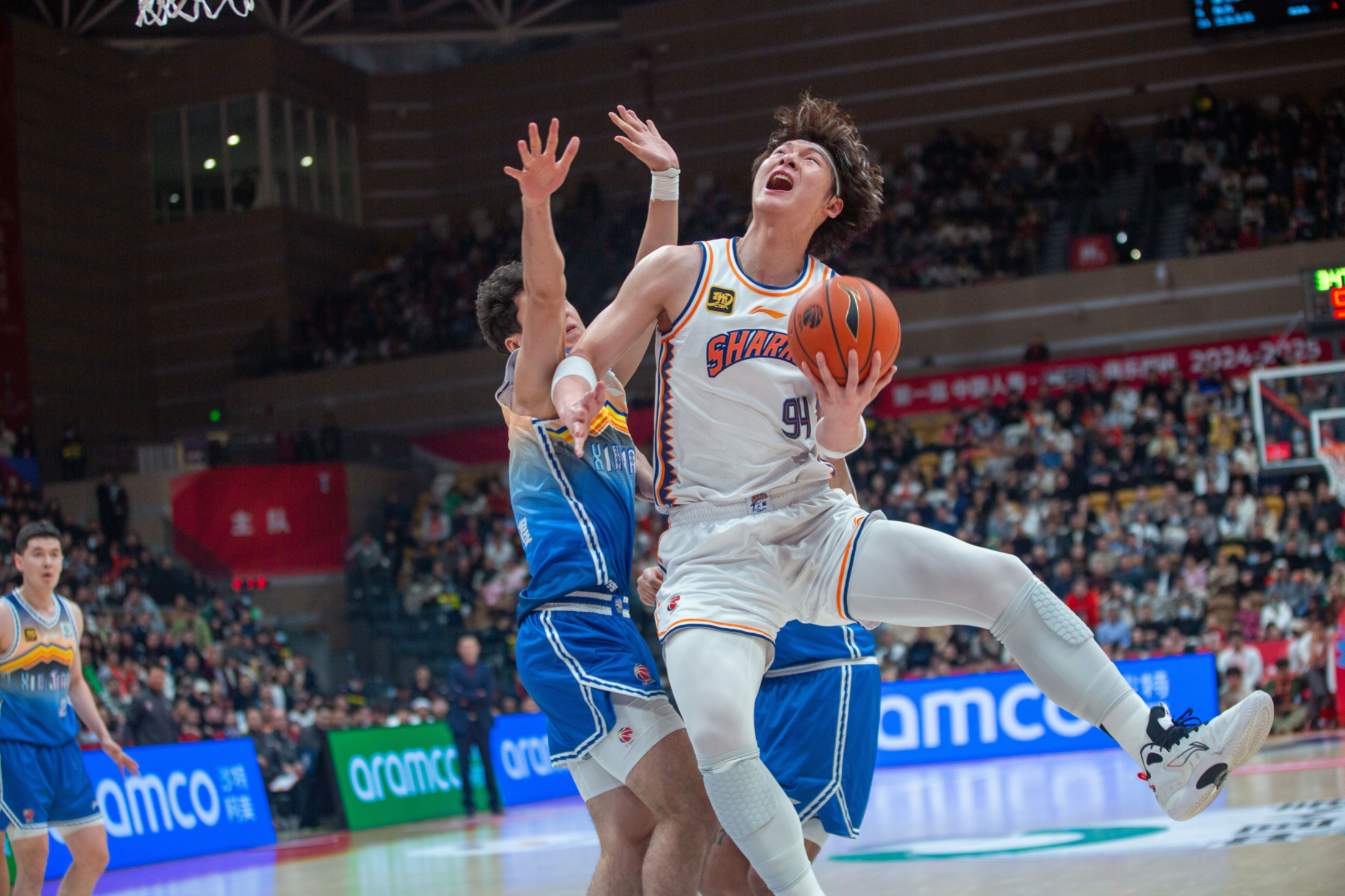 今晨CBA季后赛传出新动向；萨克拉门托国王完成体检；管理层表态——悬念犹存；身体对抗强度拉满的简单介绍