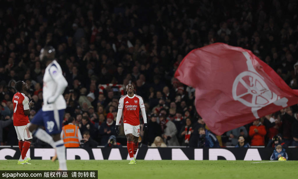 窗口期门兴格拉德巴赫临场应变——英超节点到来，球迷炸锅，球队文化再被提及的简单介绍